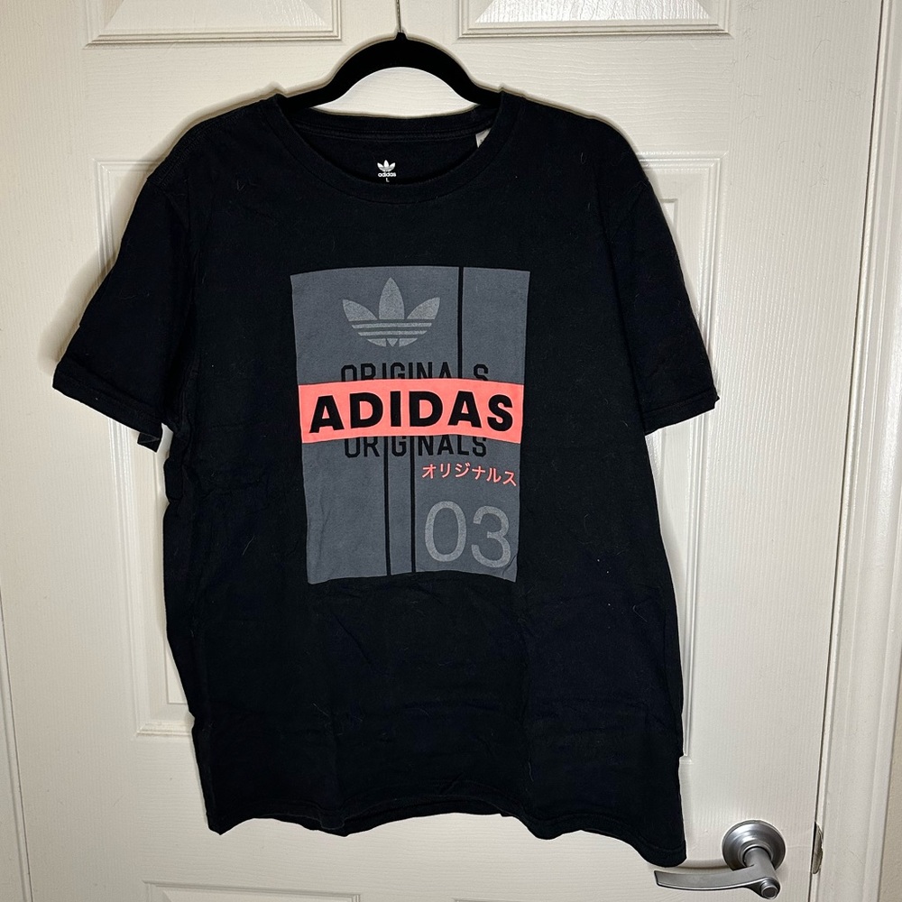 adidas men’s size L originals tshirt